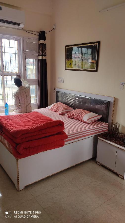 City Crown Guest House Sundarnagar 外观 照片
