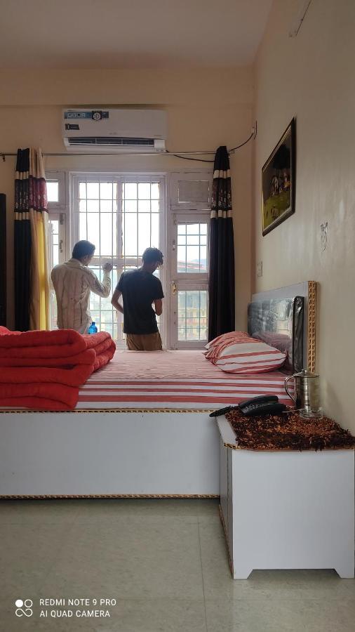 City Crown Guest House Sundarnagar 外观 照片