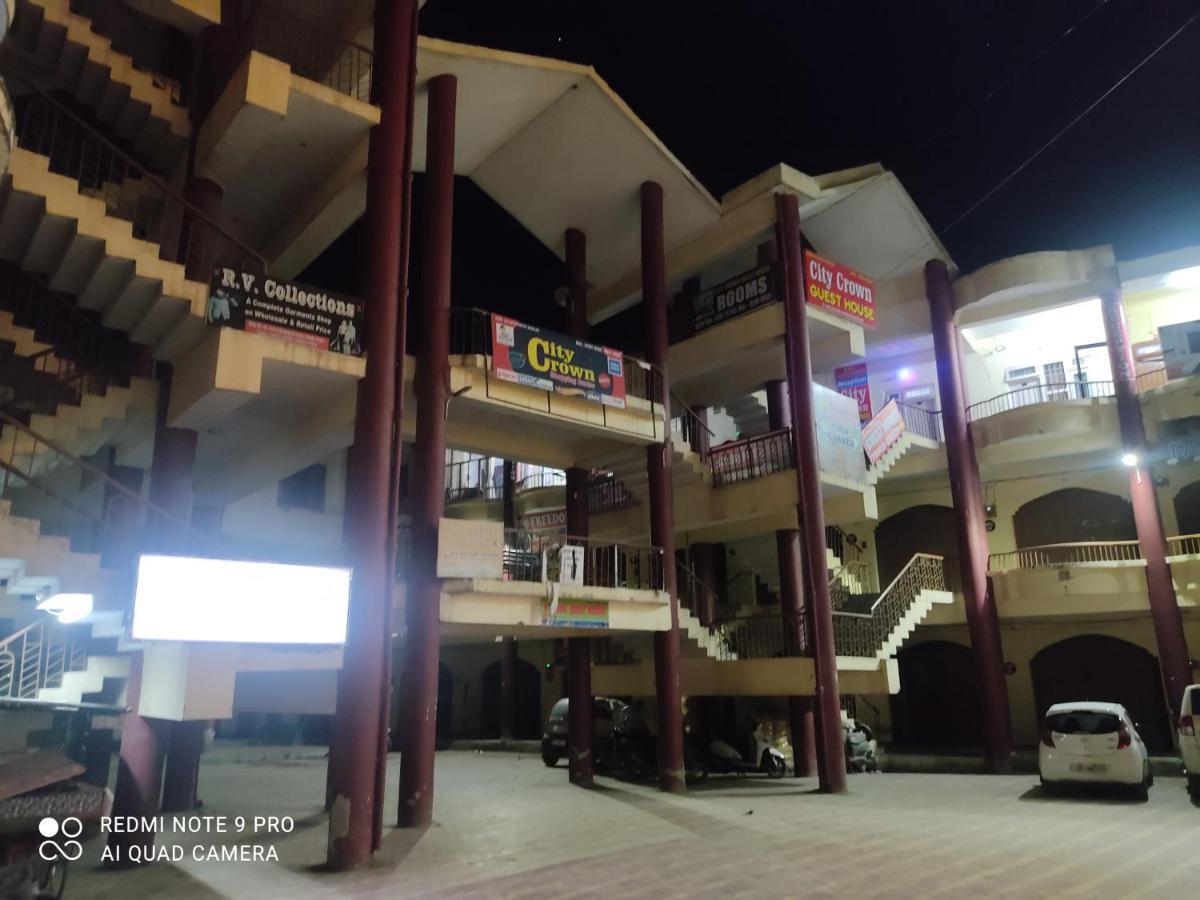City Crown Guest House Sundarnagar 外观 照片